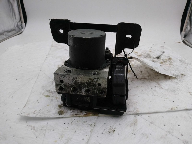 2016 Chevrolet Traverse ABS Hydraulic Assembly OEM 134k Miles - Warranty