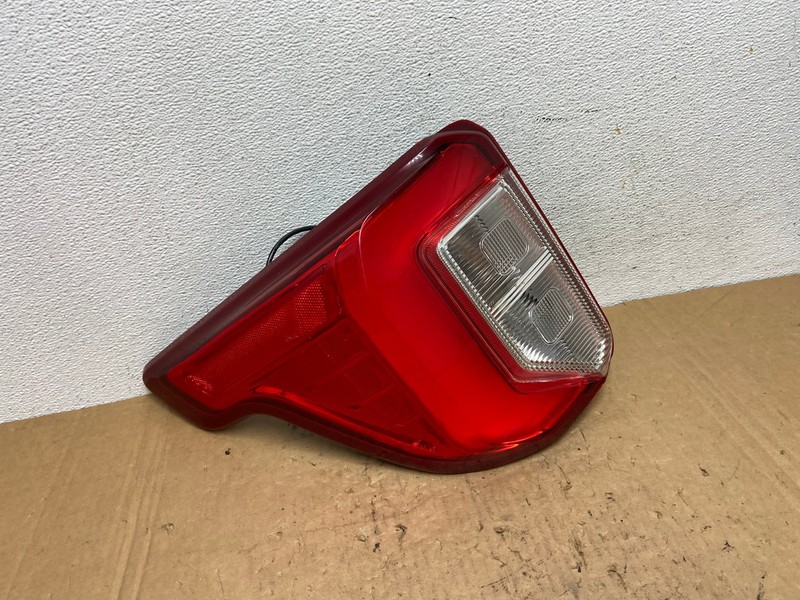 2020 2021 2022 2023 Ford Explorer Left Driver Lh Side Tail light OEM AD3730 LK