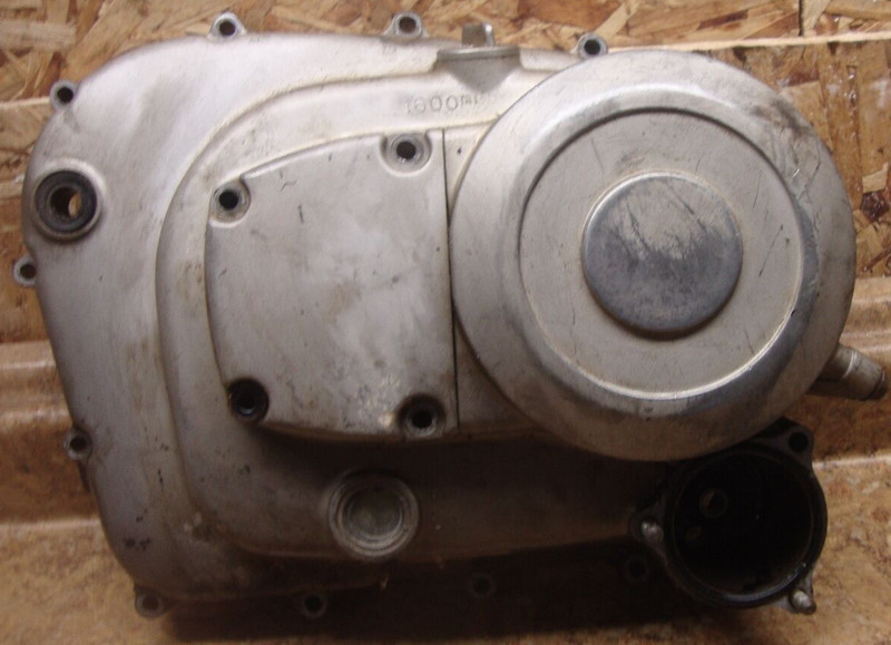 88 Suzuki Quad Runner LT300E LT 300 LT300 ATV Engine Clutch Cover Panel Case L11