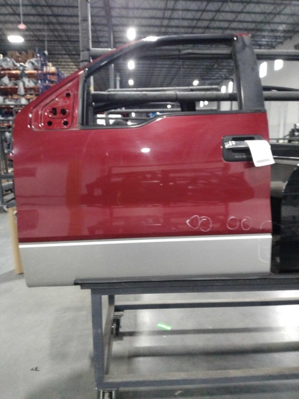 2013 Ford F150 Pickup Front Left Door Red Used OEM, Few Dings, 167K Miles
