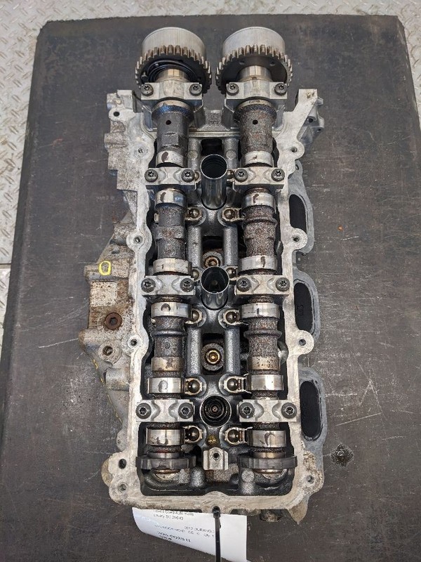 Driver Left Cylinder Head 3.6L Fits 11-13 200 1176608