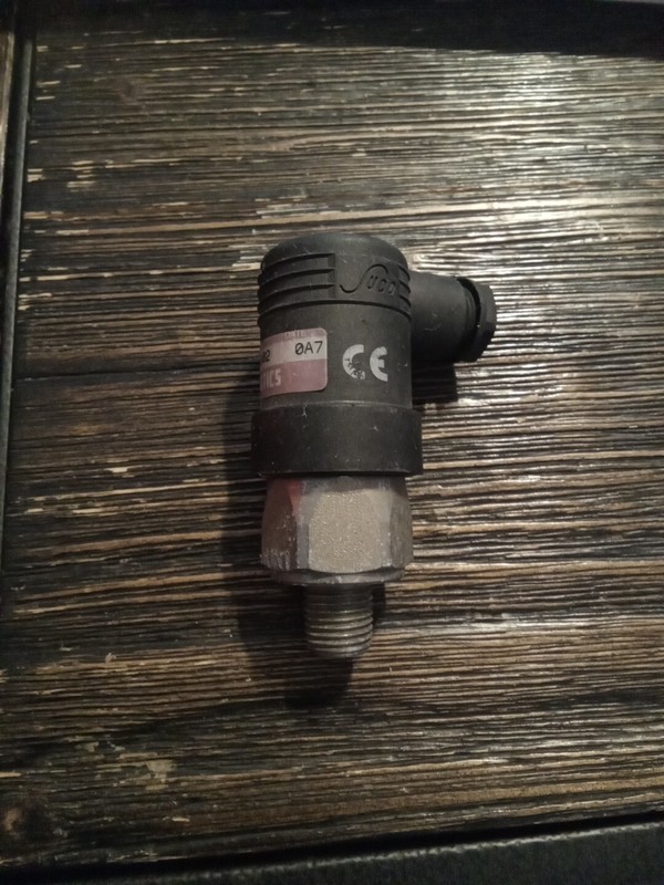 Numatic PS180BAN02 Press. Switch