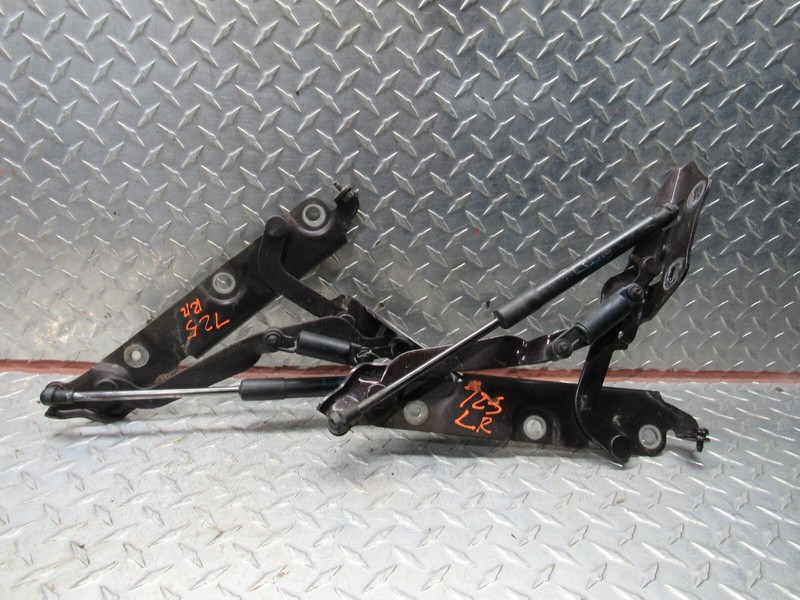 2015 JAGUAR XF LEFT & RIGHT REAR PAIR OF TRUNK LID HINGES STRUT 2.0L