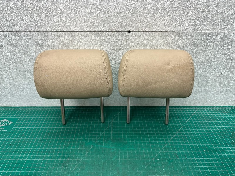 09-12 JAGUAR XF REAR LEFT & RIGHT SEAT HEADREST PAIR OEM