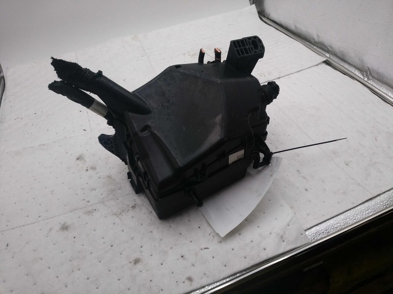 2019 Hyundai Elantra Fuse Box OEM Black 91956F2025 91959F2040 86K Mileage