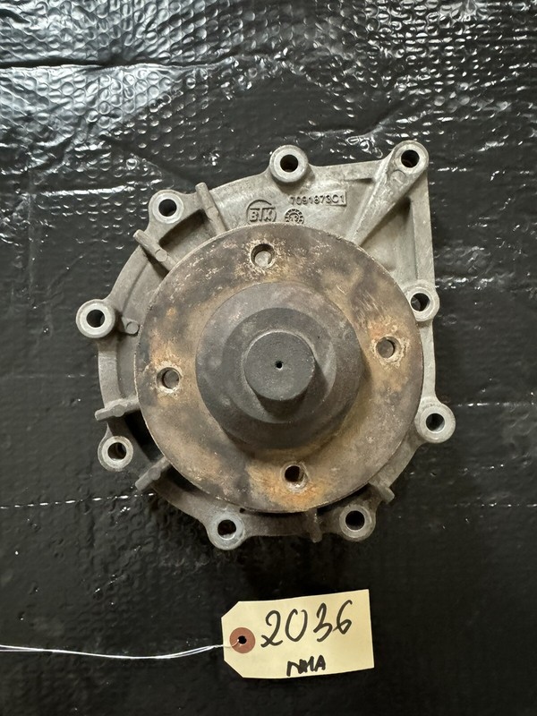 INTERNATIONAL MAXXFORCE WATER PUMP - P/N: 7091873C1
