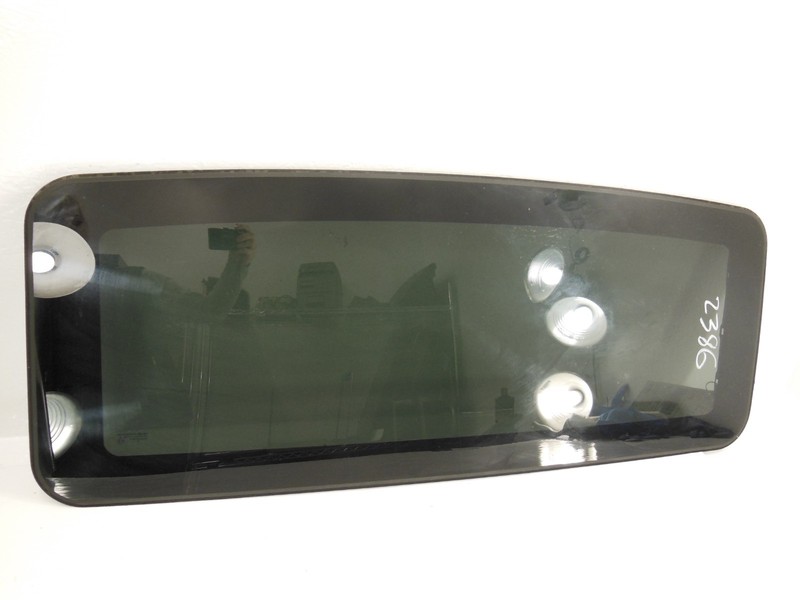 2004-2010 Infiniti QX56 Roof Glass OEM Armada Titan