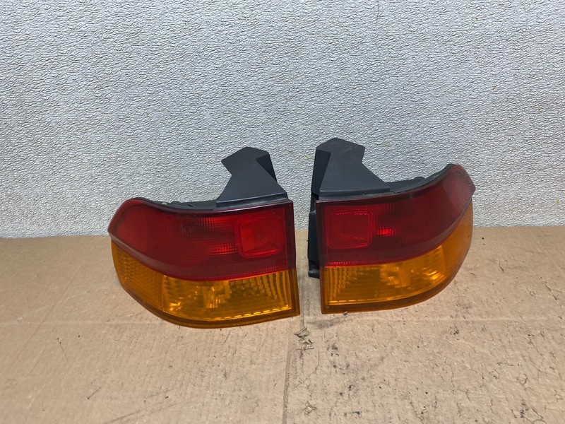 2002 2003 2004 Honda Odyssey Left+Right Side Tail Lights W2682 DW
