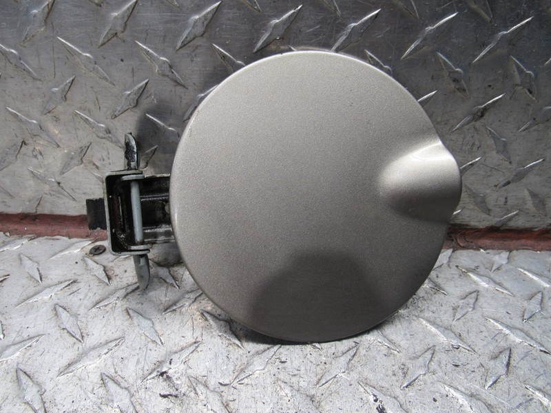 05 JEEP GRAND CHEROKEE FUEL FILLER DOOD LID LIGHT KHALI METALLIC PJC COLOR