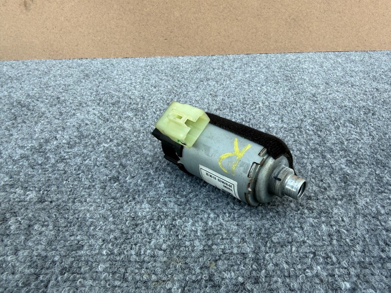 KIA STINGER 18-23 OEM FRONT RIGHT PASSENGER SEAT SLIDE ADJUSTMENT MOTOR ASSY