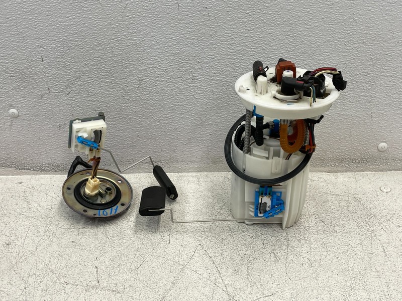 2018 2019 2020 Genesis G80 Gas Tank Fuel Pump Sending Unit 3.3L 1617 OEM