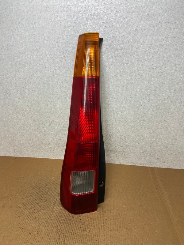 2002 2003 2004 Honda Crv Cr-v Left Driver Lh Tail Light Oem AE1531 LK