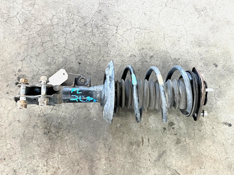 ⭐2016-2019 TOYOTA PRIUS PRIME FWD FRONT LEFT LH SHOCK STRUT ABSORBER OEM LOT2685
