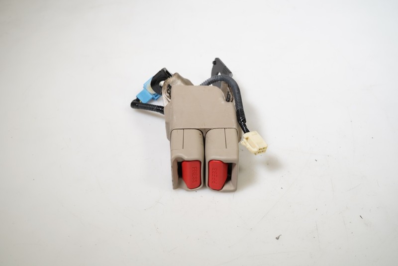 2020-2025 SUBARU LEGACY REAR SEATBELT LEFT/ CENTER BUCKLE LATCH RECEIVER GRADE A