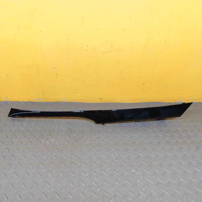 2022-2023 CHEVROLET BOLT EV FRONT LEFT SIDE FENDER UPPER MOLDING OEM 42754254