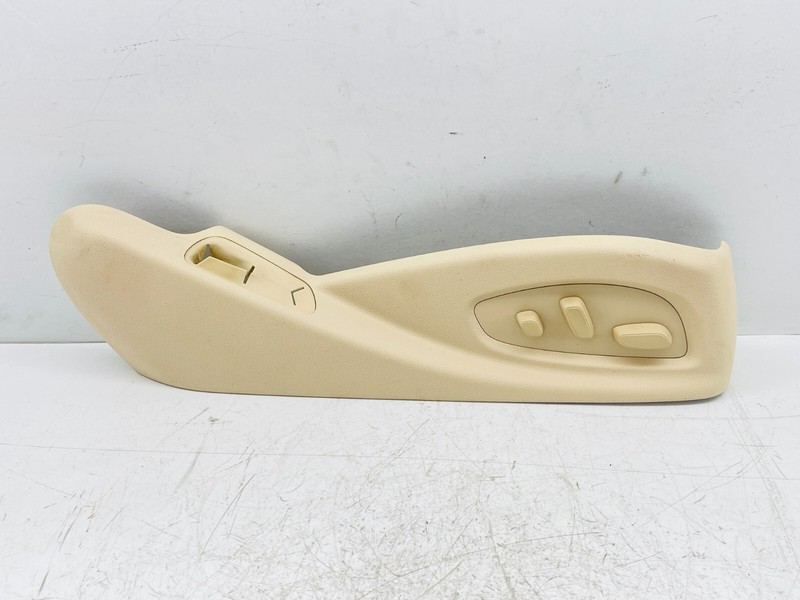 14-19 CADILLAC CTS Right Front Seat Outer Panel & Position Switch Bezel OEM