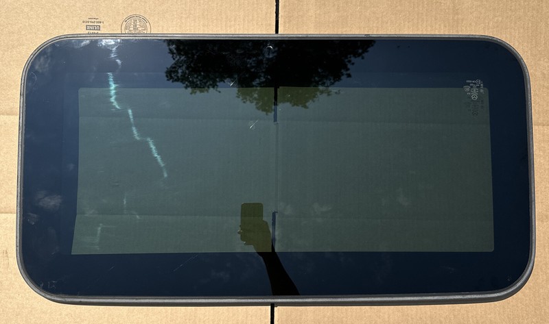 2014-2017 MAZDA 6 SUNROOF SUN ROOF SUNROOF GLASS PANEL moon roof Free Shipping