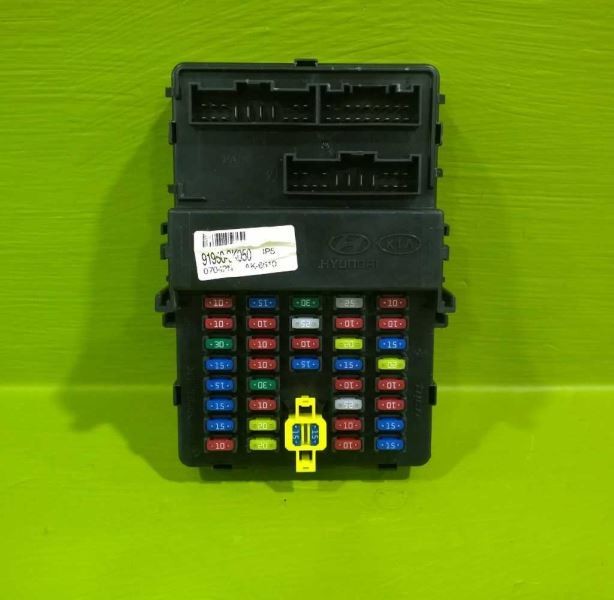 08 09 10 SONATA 2.4L AT INTERIOR FUSE RELAY BOX OEM 3689-10