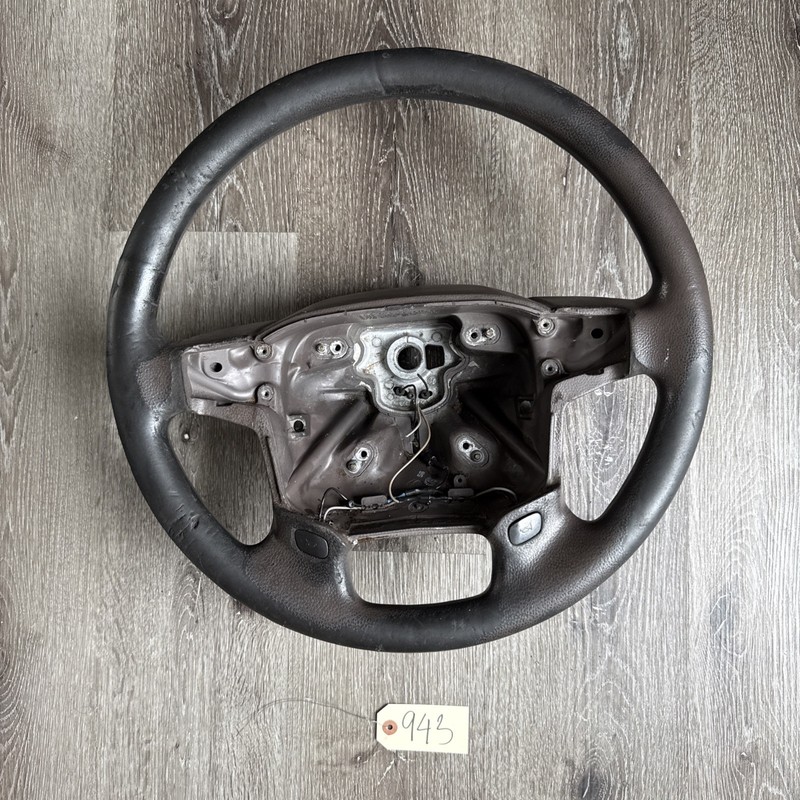 VolvoSteering Wheel - P/N: 21593012