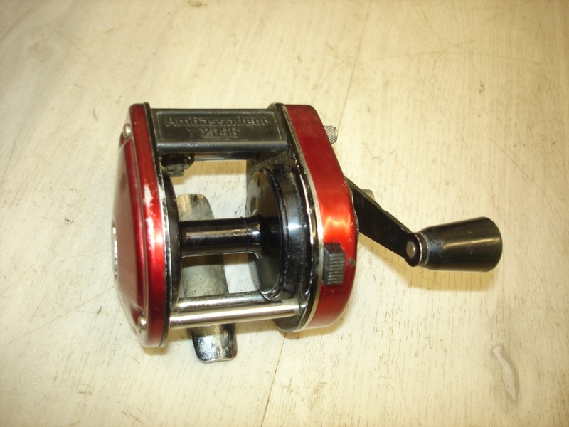 VintageAbu Garcia Ambassadeur 2000 Redreel Works! SEE FULL DESCRIPTION