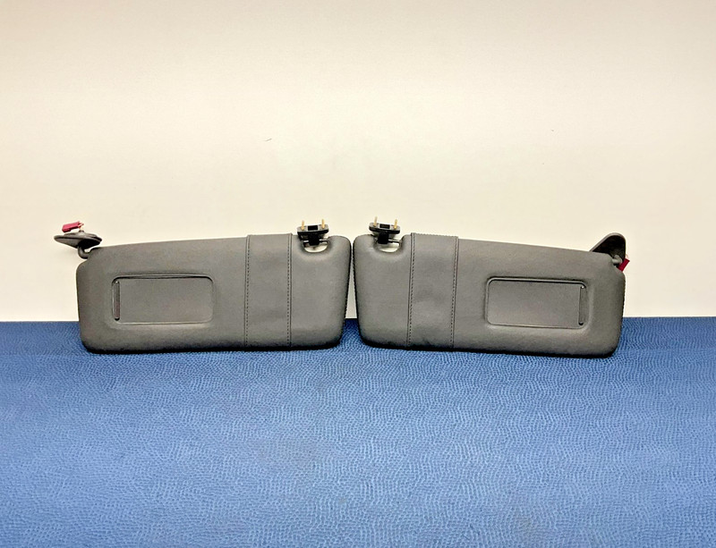 00–03 BMW E39 M5 530i Right & Left Light Sun Visor Mirror Black Leather Set OEM