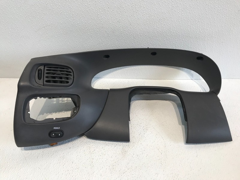 00-03 Ford F-150 Dash Panel Instrument Cluster Cover Bezel Vent Gray
