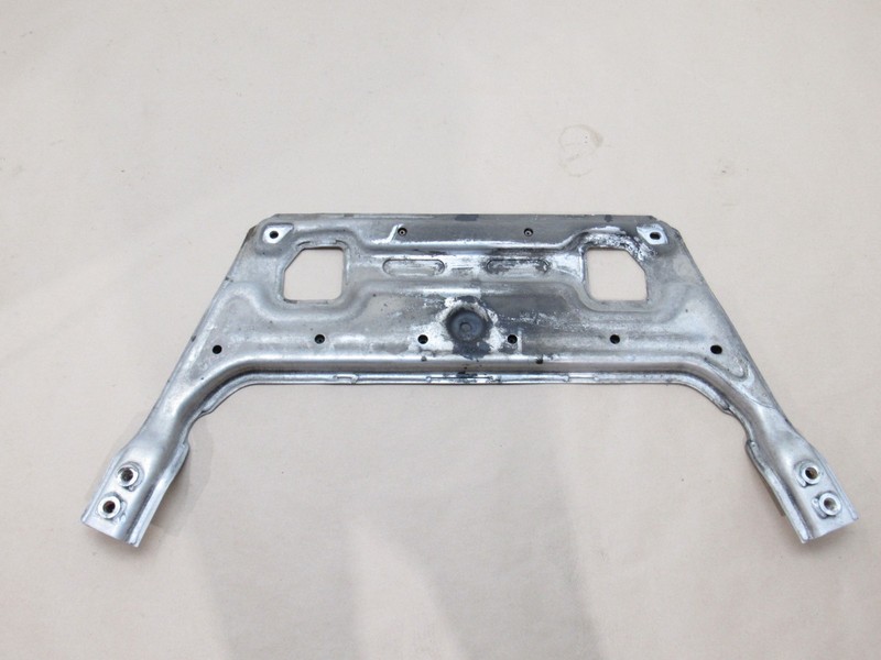 Maserati Levante 2017 Front Skid Plate Crossmember Brace Support 16-24 *