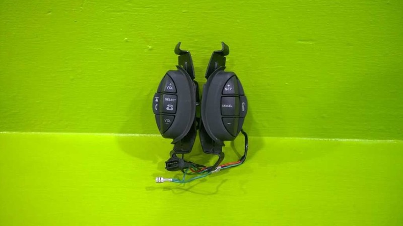 98 99 00 01 02 03 JAGUAR XJ8 RADIO PHONE VOLUME CRUISE WHEEL SWITCH OEM 2860-13