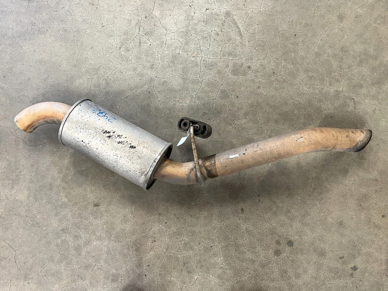 ⭐14-19 CHEVROLET SILVERADO 1500 4X4 EXHAUST MUFFLER RESONATOR TIP OEM LOT2470