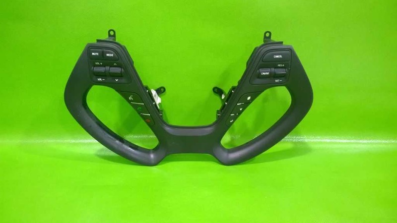 17 18 FORTE PHONE AUDIO CRUISE CONTROL WHEEL SWITCH OEM 4231-8