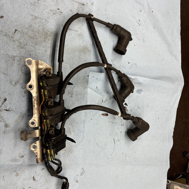 2006Yamaha SX Viper 700 Snowmobile Motor ignition coils, good