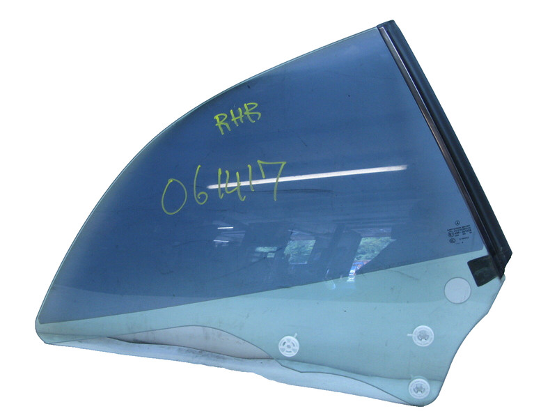 03-09 MERCEDES W209 CLK500 CLK320 CLK350 QUARTER WINDOW GLASS REAR RIGHT 61417