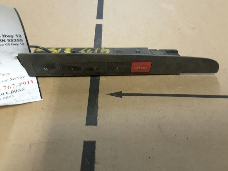 01 02 03 04 05 AUDI ALLROAD L. ELECTRIC DOOR SWITCH DRIVER'S SEAT 106338