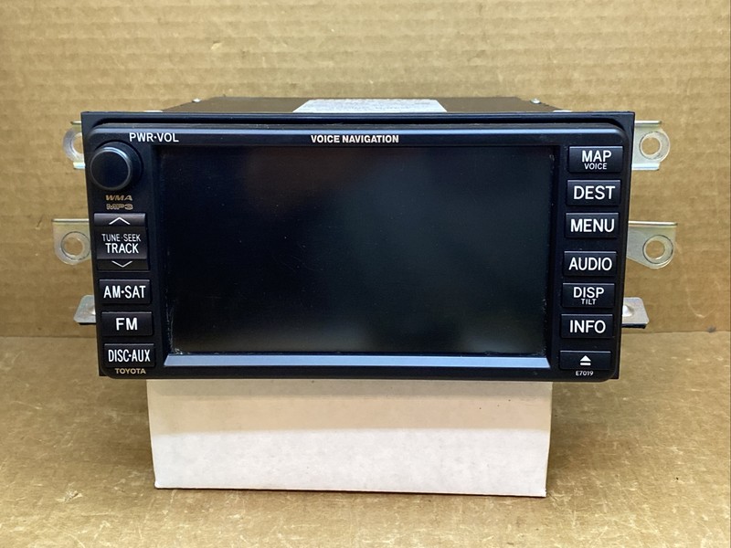 09-10 Toyota RAV4 Corolla Matrix Navigation Touch Screen Radio E7019 86120-12C00