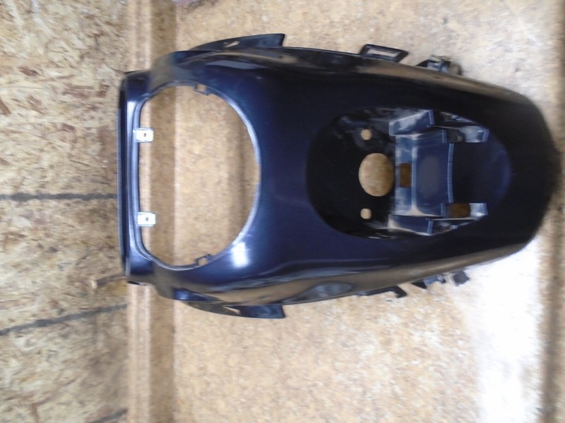 09 Schwinn Guangzhou Newport 150 Scooter Rear Back Fender Panel Wheel Well Cowl