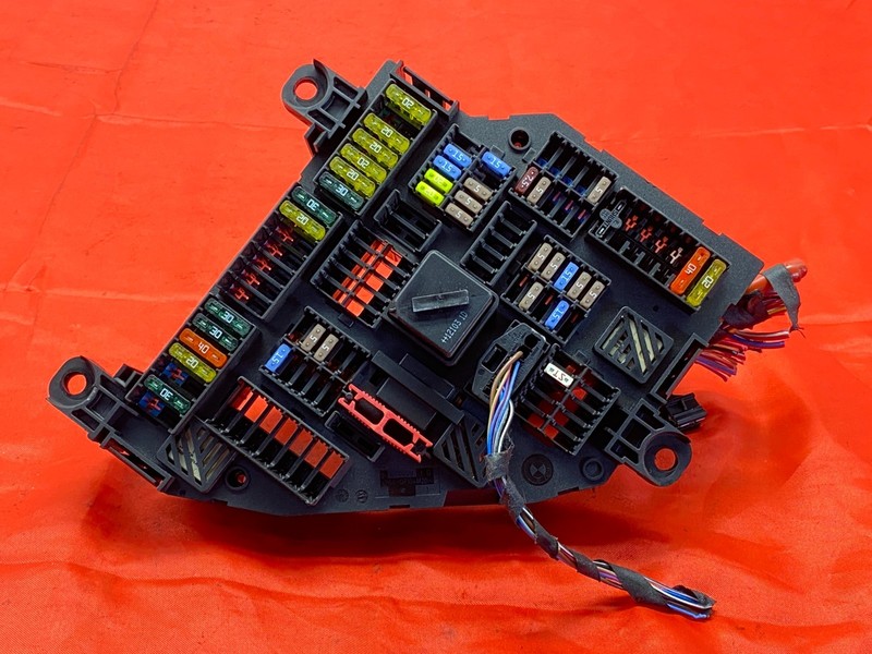 11-17 BMW F25 X3 Rear Trunk Power Distribution Fuse Box Module 61149259468 OEM ✅