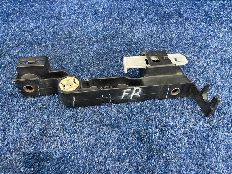 2019–2024 RAM 1500 Classic Front Right Radiator Support Headlight Bracket OEM