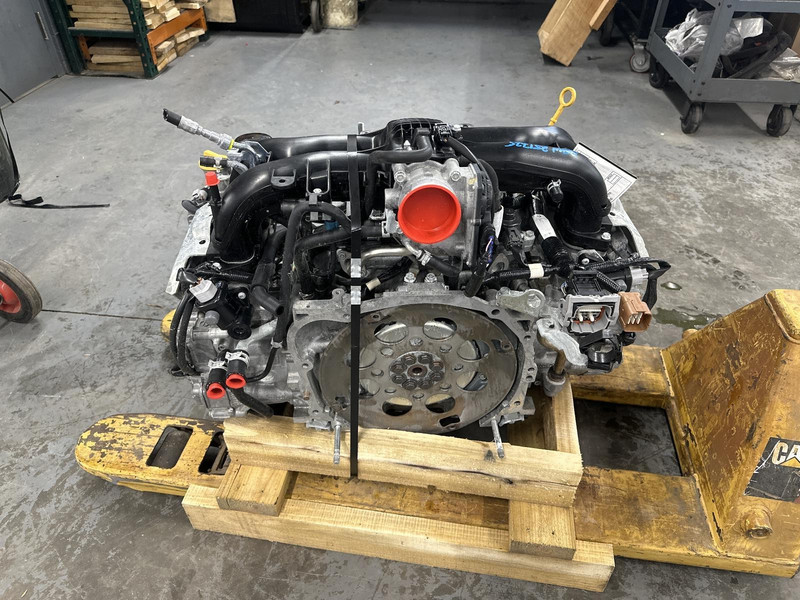 11 SUBARU FORESTER Engine 2.5L PZEV 32k miles Runs Well 6 Month Wnty!