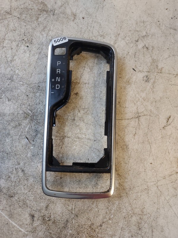 2016-2020 KIA OPTIMA GEAR SELECTOR SHIFTER SHIFT TRIM 84653-D4000 OEM