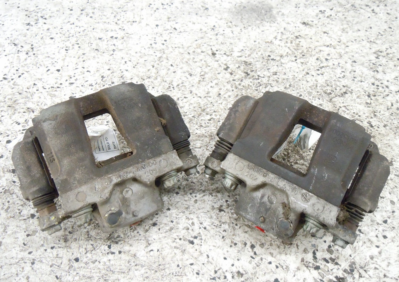 2011-2016 Kia Optima 2.4L Hybrid Front Brake Caliper Pair Left Right OEM