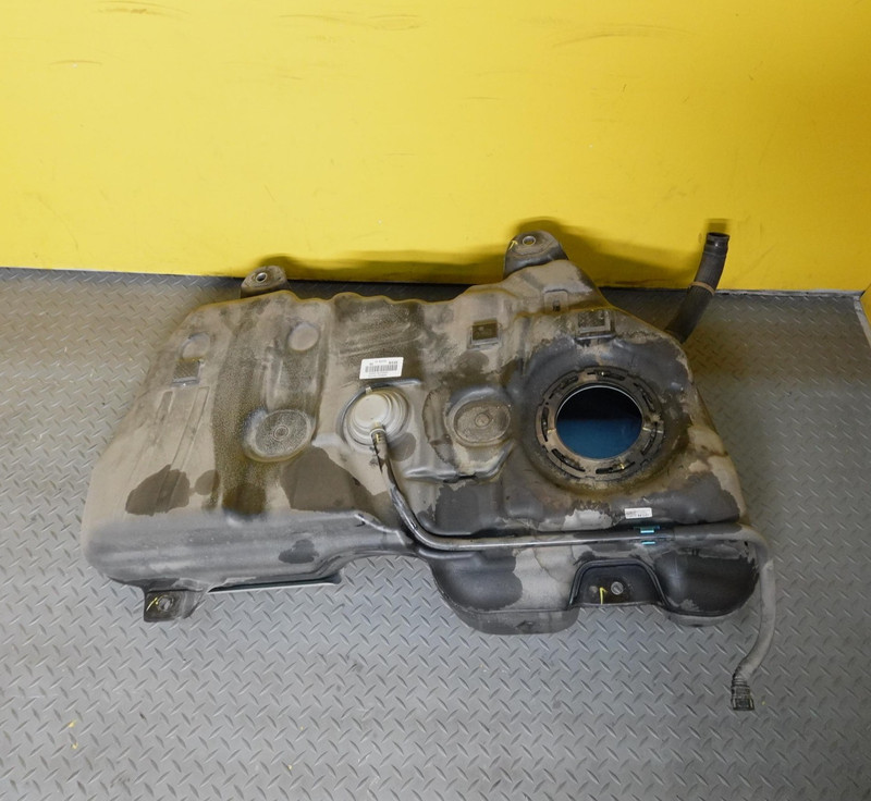 2023-2024 KIA SPORTAGE FUEL GAS TANK RESERVOIR OEM 31150N9500