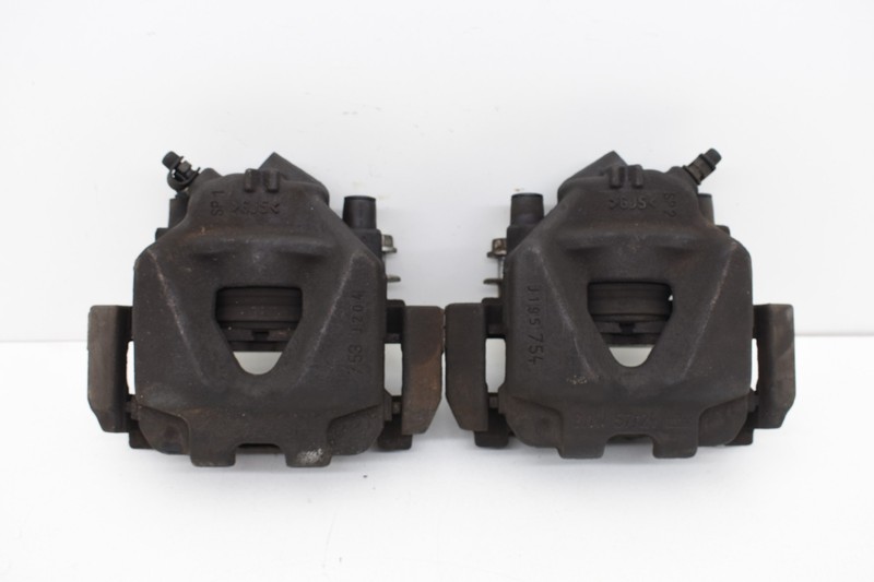 2010 BMW E90 328i FRONT BRAKE CALIPERS LEFT & RIGHT PAIR OEM KW49