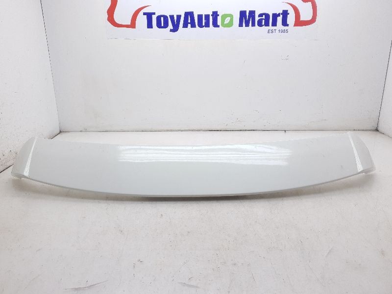 12-16 TOYOTA PRIUS C FOUR WHITE REAR SPOILER ASSEMBLY