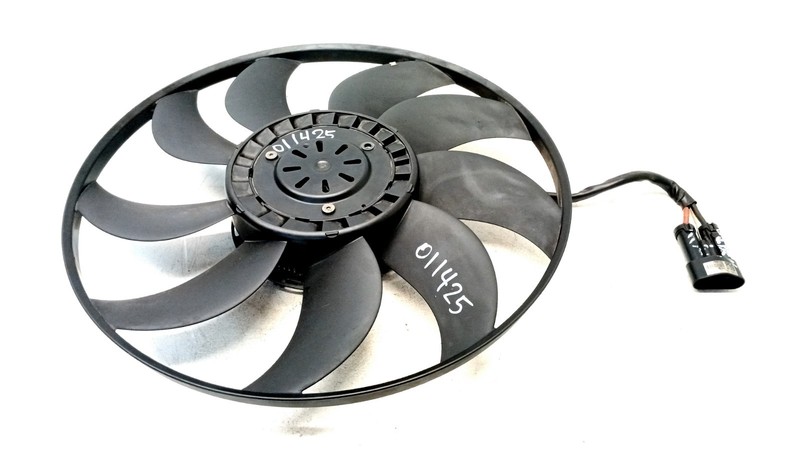 09-12 BMW F01 F02 750Li 550i 650i 4.4L ENGINE RADIATOR COOLING FAN OEM 011425