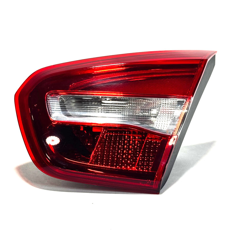📌 2015-2020 MERCEDES GLA250 REAR RIGHT QUARTER PANEL BRAKE TAIL LIGHT LAMP OEM