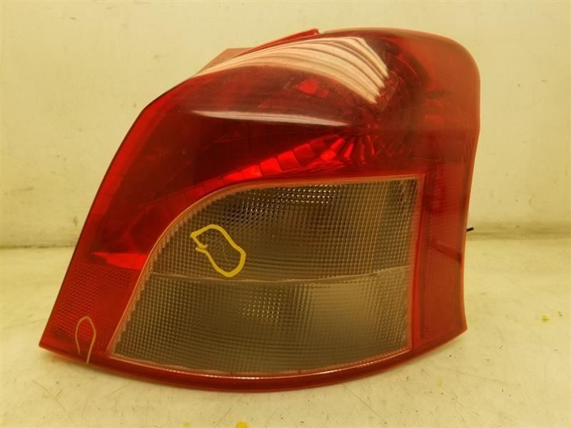 06 07 08 TOYOTA YARIS PASSENGER RIGHT TAIL LIGHT