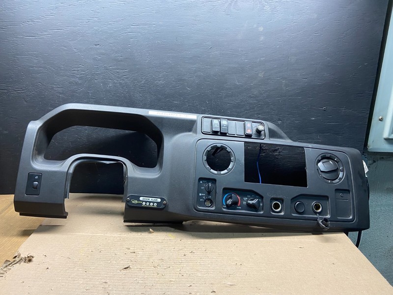 2009 - 2014 Ford E150 E250 Gauge Speedometer Cluster Radio Bezel Trim J4902 DG