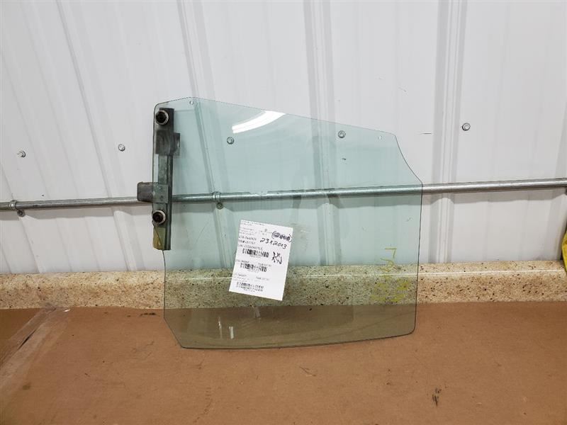 Passenger Right Rear Door Glass Fits 79-81 5TH AVENUE 277574