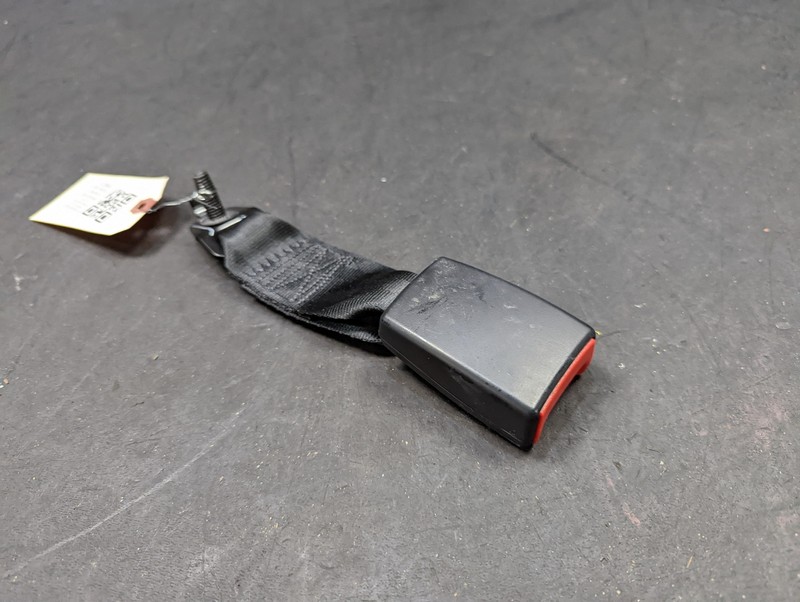 Rear Center Seat Belt Buckle 2021 Lincoln Nautilus FT4B-R611C72-AE 2019- 2022