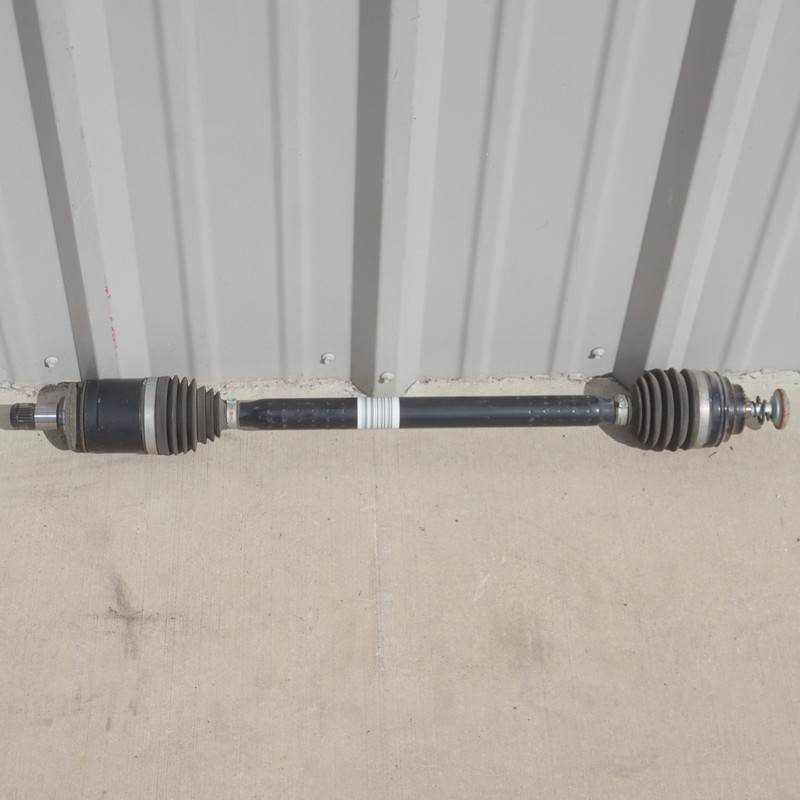 2014 - 2021 BMW i3 i3s I01 REAR RIGHT PASSENGER SIDE AXLE SHAFT HALFSHAFT OEM